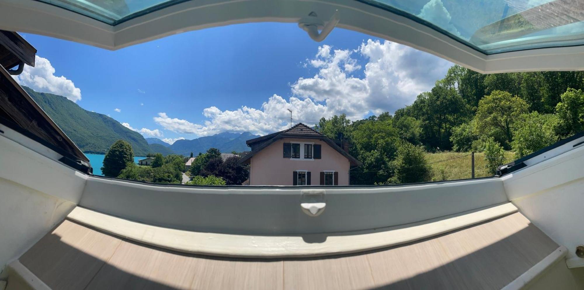 Rare 2 Bedroom With Private Beach On Lake Annecy Doussard Zewnętrze zdjęcie