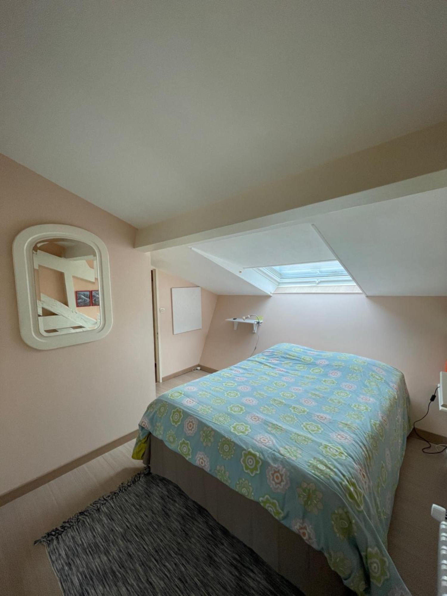 Rare 2 Bedroom With Private Beach On Lake Annecy Doussard Pokój zdjęcie