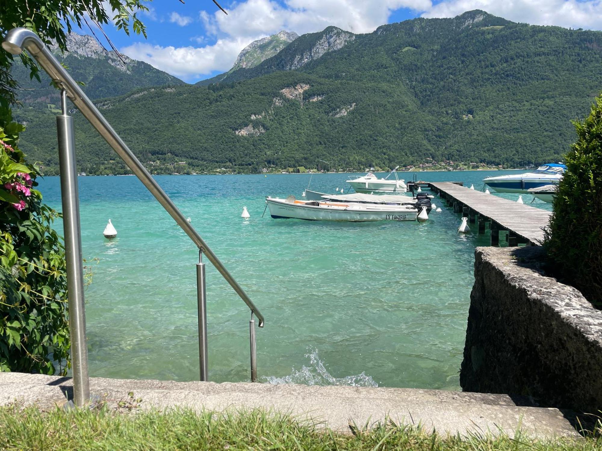 Rare 2 Bedroom With Private Beach On Lake Annecy Doussard Zewnętrze zdjęcie